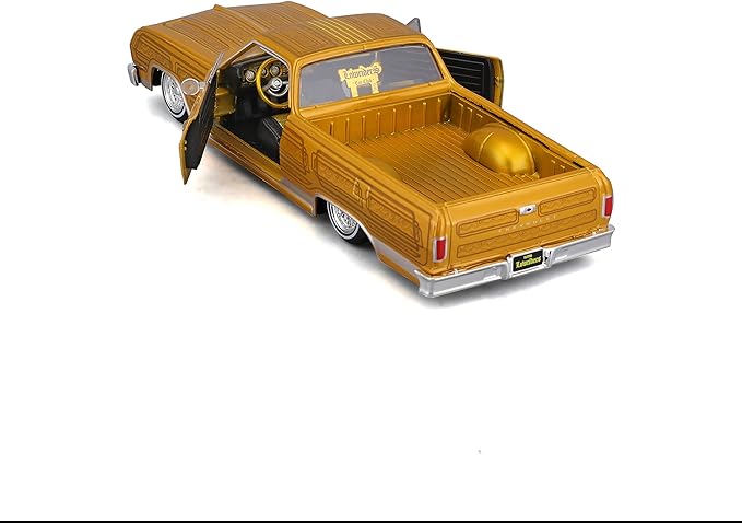1965 CHEVROLET EL CAMINO LOWRIDER 1/25 DIECAST MODEL CAR