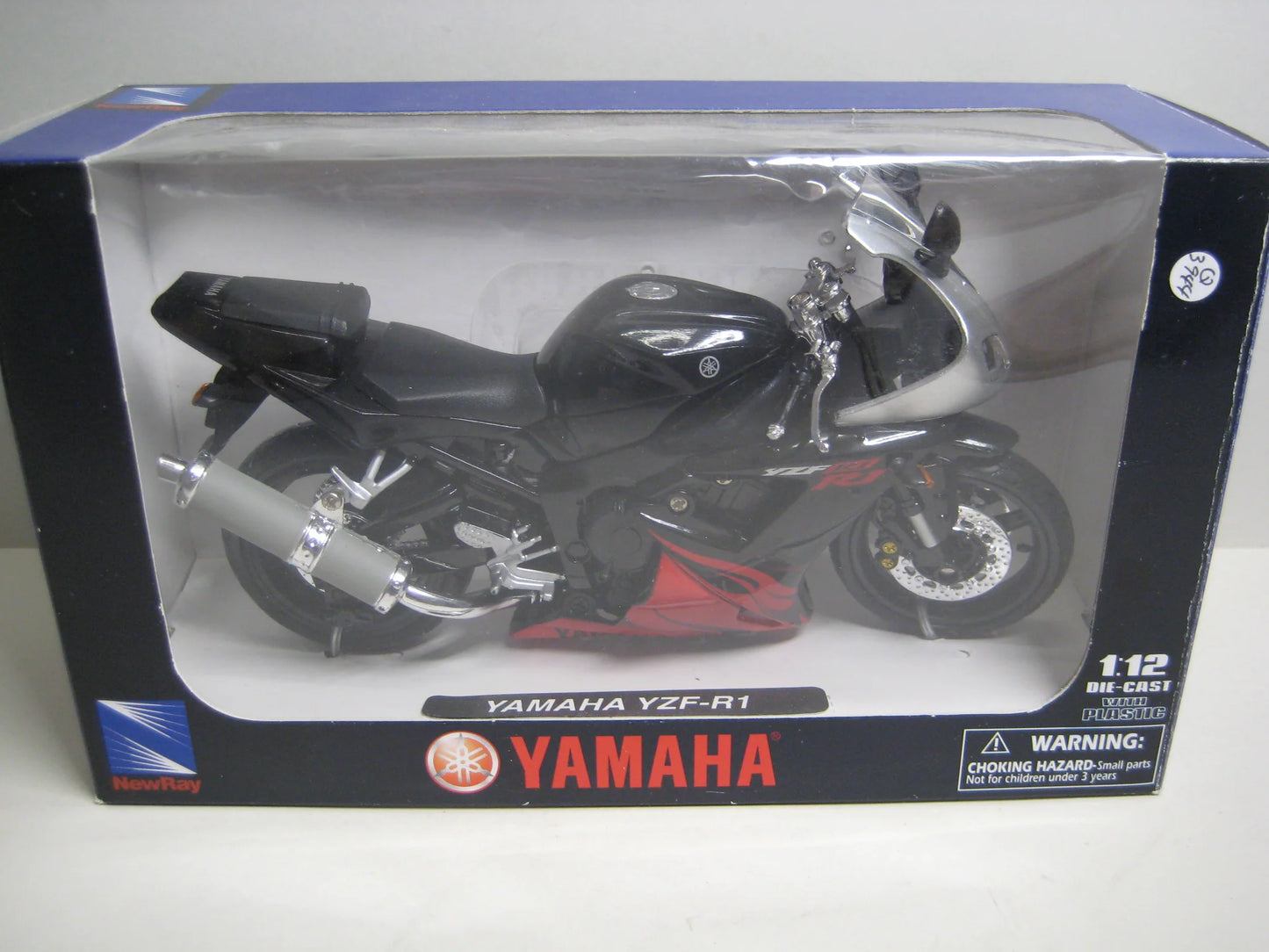 Yamaha YZF-R1 2005 1:12 Scale New-Ray Die Cast(Black)