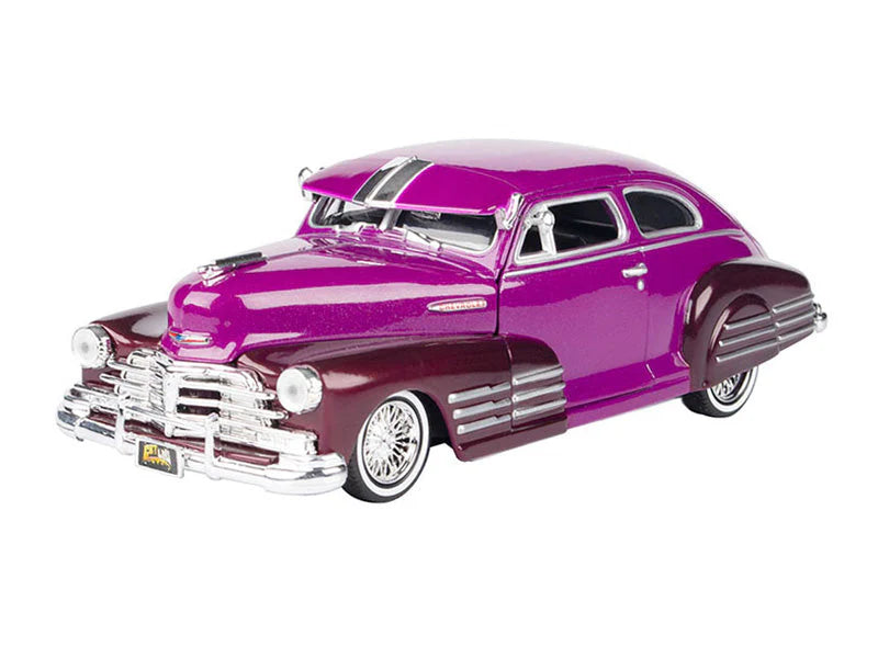 1948 Chevrolet Aerosedan Fleetside Lowrider 1:24 Scale Diecast Model