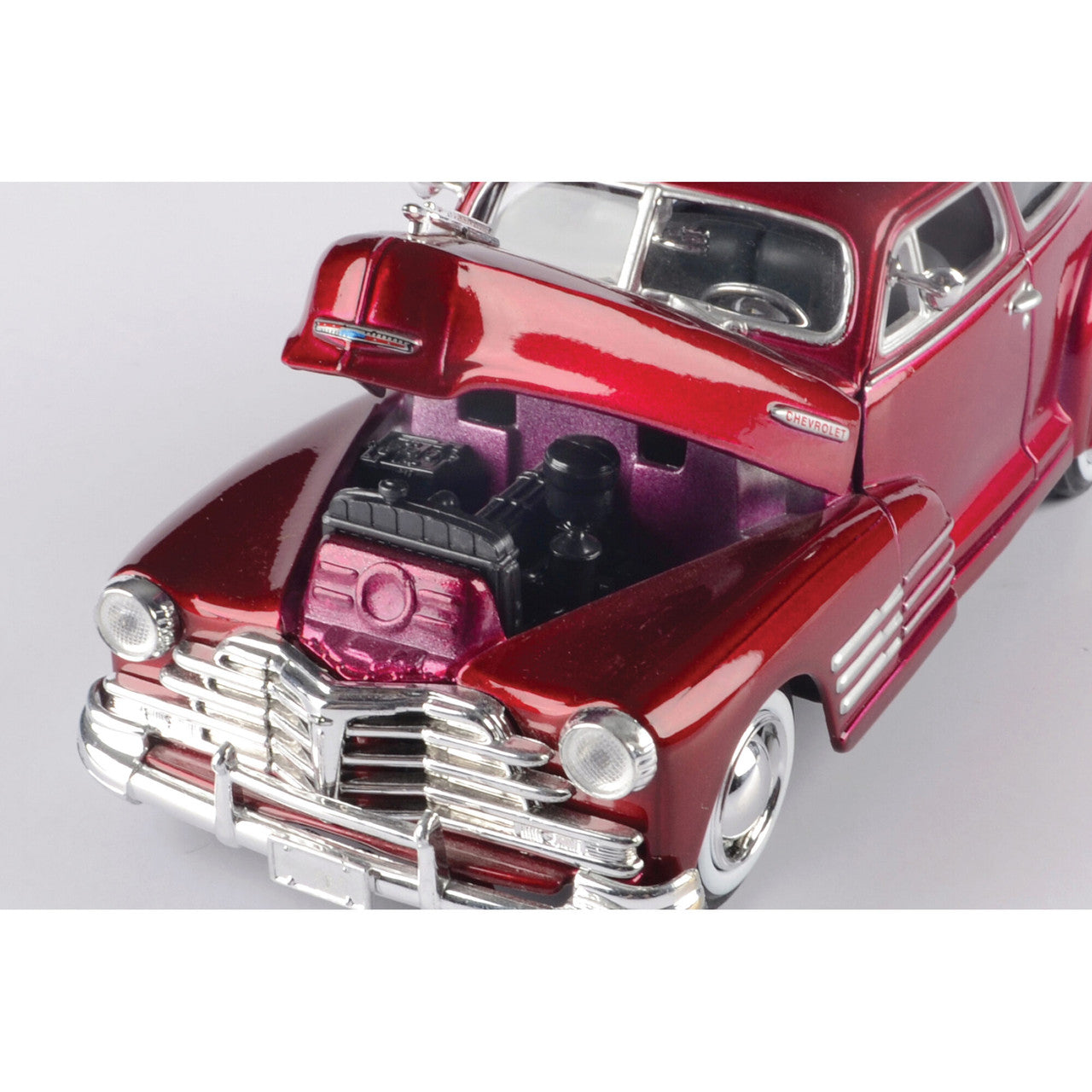 1948 Chevrolet Aerosedan Fleetside Lowrider 1:24 Scale Diecast Model